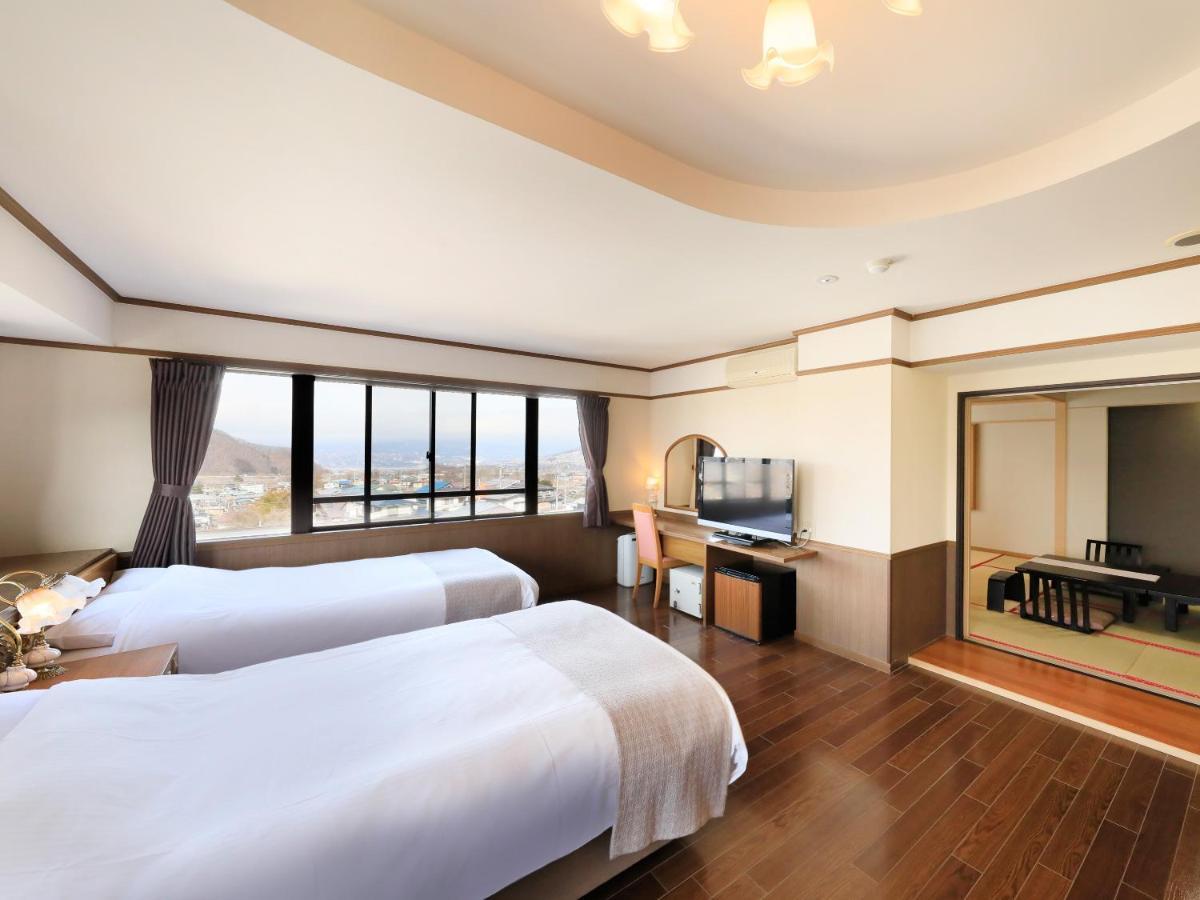 Hotel Tsubakino Yamanouchi  Esterno foto